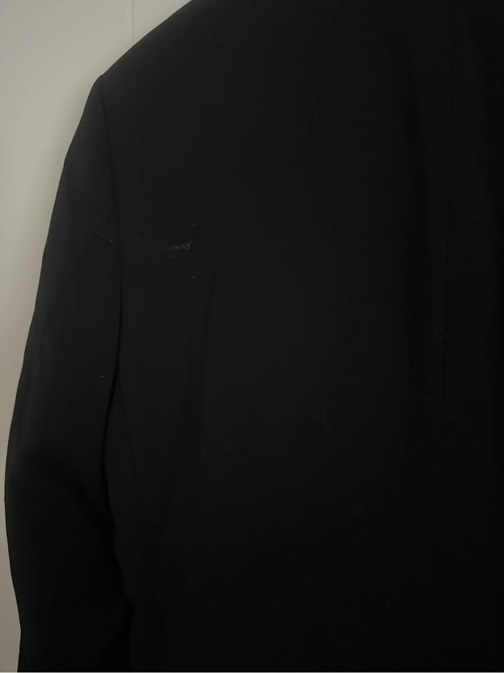 Cerruti 1881 tailored black